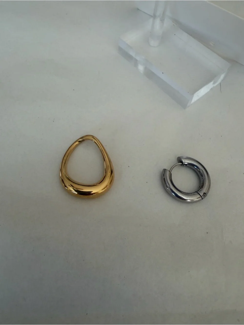 Love Poppy Stainless/Waterproof Two Tone Interlocking Hoop Earrings Brand NWOT